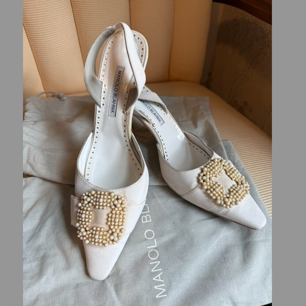 Manolo Blahnik White Pearl-Embellished Slingback Heels - Picture 9 of 15